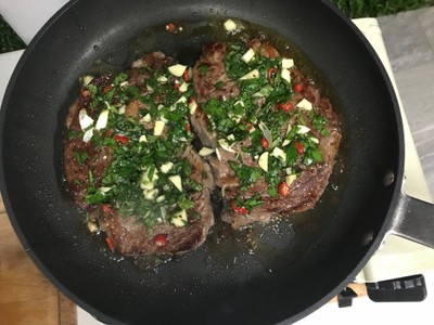 วิธีทำ The Perfect Steak สูตรของ Gennaro อาจารย์ Jamie Oliver