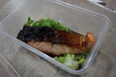 สเต็กแซลมอนเทริยากิ+สลัดผัก