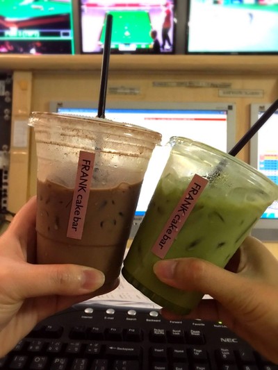 ช็อกโกแลตลาเต้ กับ มัทฉะลาเต้