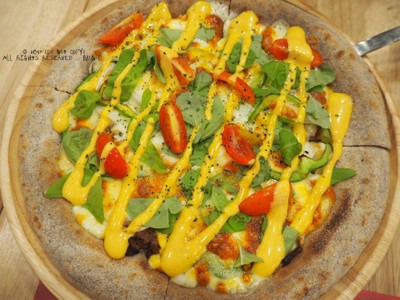 Cheddar Burger Pizza