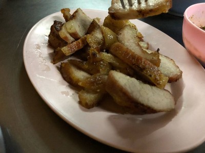 คอหมูย่าง