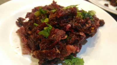 เมนูของร้าน ลาบบังเกอร์ สาขา2  ร้านอยู่หน้าสนามกีฬาเทศบาลนครเชียงใหม่