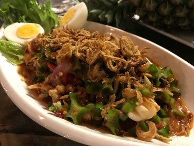 อาหาร หรือ เครื่องดื่ม