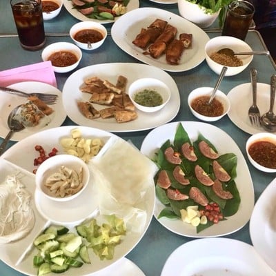 นกคาเฟ่