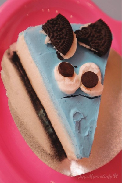 CHEESE CAKE
