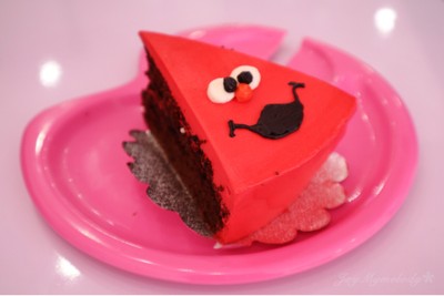 CHOCOLATE CAKE