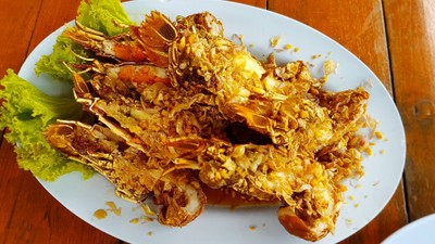 กั้งกระดานทอดกระเทียม