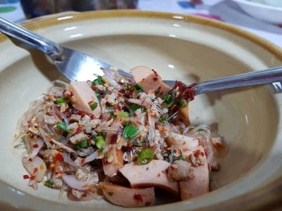ยำวุ้นเส้น