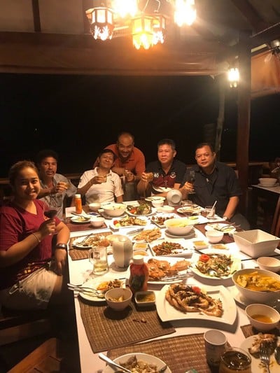 อาหาร หรือ เครื่องดื่ม