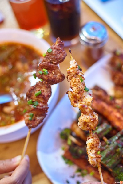 เมนูของร้าน ปิ้งย่างหม่าล่า หัวร้อน ถนนกุดั่น