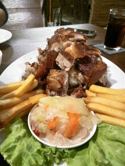 อาหาร หรือ เครื่องดื่ม