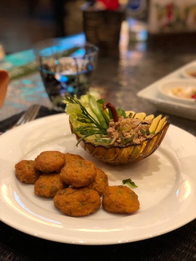 Basil (เบซิล) โรงแรมเชอราตัน แกรนด์ สุขุมวิท Basil (เบซิล) โรงแรมเชอราตัน แกรนด์ สุขุมวิท