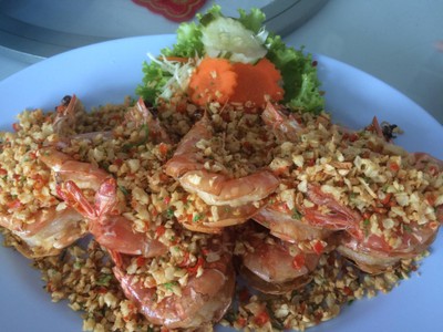 กุ้งผัดพริกเกลือ