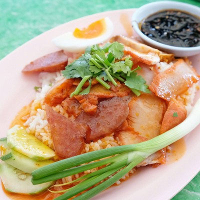 ข้าวหมูแดงหมูกรอบ 50 บาท