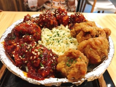 ชิกเก้นชีส ฟองดูว์มิกส์