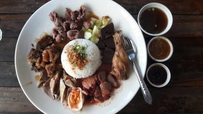 ชานเมือง101สาขาร้อยเอ็ด (ก๋วยเตี๋ยวชานเมือง) -
