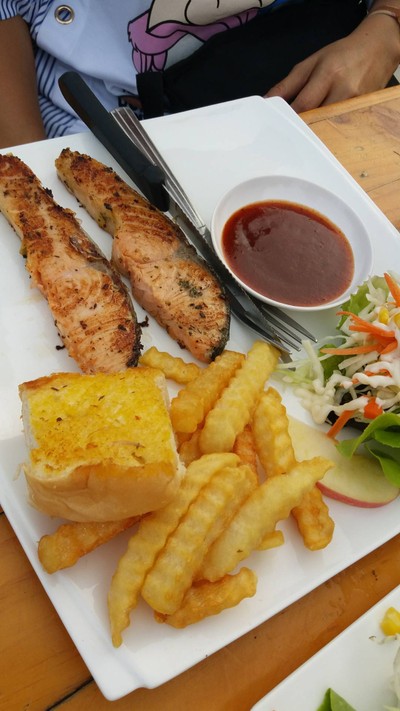 สเต๊กแซลมอน