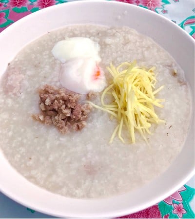 เมนูของร้าน โจ๊กแต้จิ๋วหัวหิน (โจ๊กเก้าเตา) ถนนแนบเคหาสน์ ซอย.55/1 ตรงข้ามโต้รุ่งสำเพ็ง สี่แยกสะพานปลา