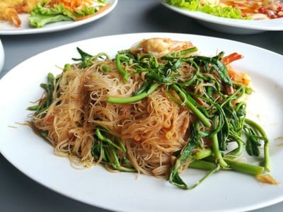 ครัวระเบียงน้ำ ลาดกระบัง