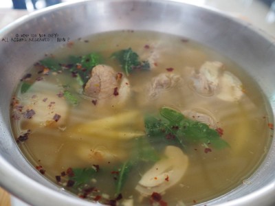 ต้มแซบกระดูกอ่อน