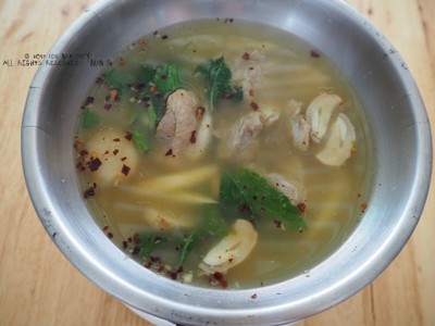 ต้มแซบกระดูกอ่อน