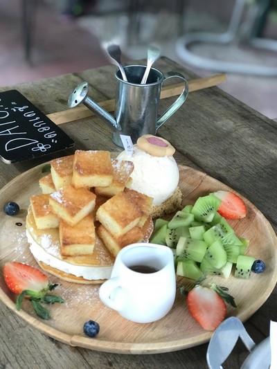 Flowerpot Cafe'