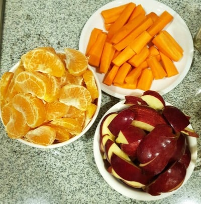 วิธีทำ น้ำผักผลไม้สีส้มมม วิธีทำ น้ำผักผลไม้สีส้มมม