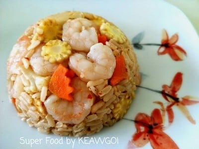 ข้าวผัดกุ้งน้ำพริกตาแดง ข้าวผัดกุ้งน้ำพริกตาแดง