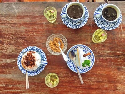 อาหาร หรือ เครื่องดื่ม