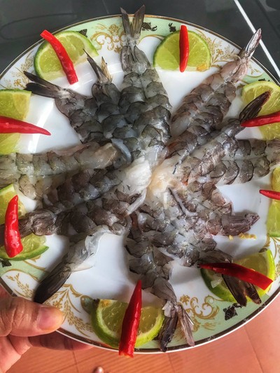 วิธีทำ กุ้งแช่น้ำปลา