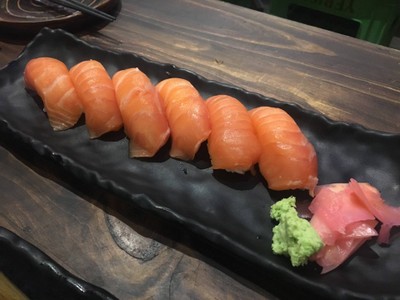 ซูชิแซลมอน