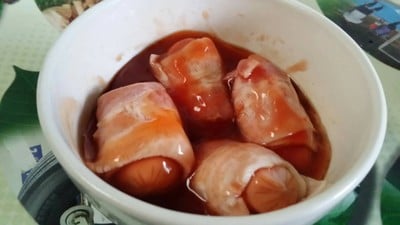 วิธีทำ ไส้กรอกพันเบคอนมิ๊กซ์ซอส