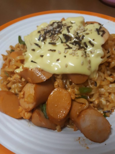 ม่าม่าเผ็ดเกาหลี