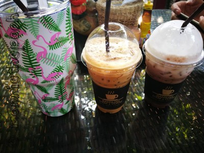 อาหาร หรือ เครื่องดื่ม