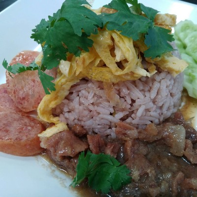 ข้าวคลุกกะปิ