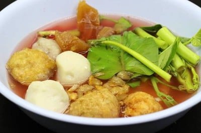 เจ๊โหนก ก๋วยเตี๋ยวลูกชิ้นแคะ (พระราม 2) (เจ๊โหนก ก๋วยเตี๋ยวลูกชิ้นแคะ) พระราม 2 เจ๊โหนก ก๋วยเตี๋ยวลูกชิ้นแคะ (พระราม 2) (เจ๊โหนก ก๋วยเตี๋ยวลูกชิ้นแคะ) พระราม 2