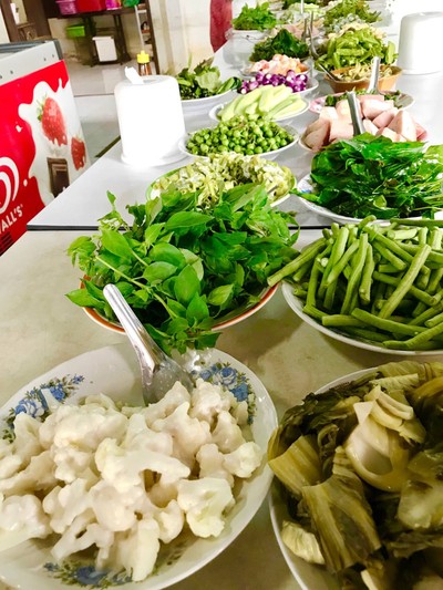 ผักเคียง