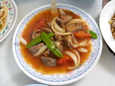 สตูว์ลิ้นหมู