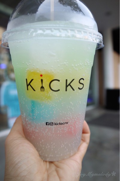 Multicolor Soda