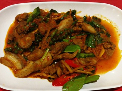 ผัดเผ็ดหมูป่า