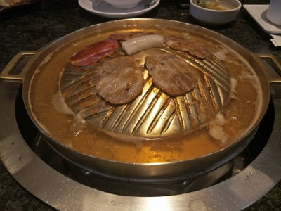 อาหาร หรือ เครื่องดื่ม