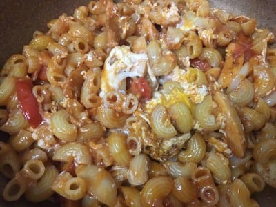 วิธีทำ มักกะโรนีผัดไส้กรอกซอสมะเขือเทศ วิธีทำ มักกะโรนีผัดไส้กรอกซอสมะเขือเทศ
