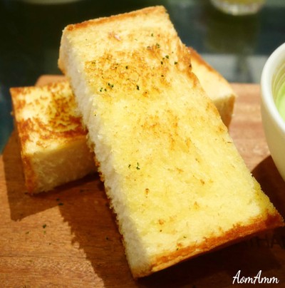 ซุปครีมถั่วลันเตา (75฿)