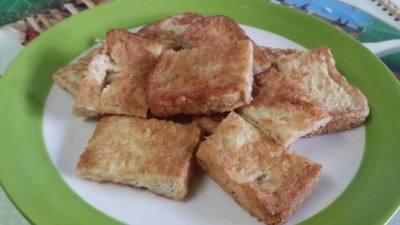 วิธีทำ ขนมปังโฮลวีทชุบไข่ทอด วิธีทำ ขนมปังโฮลวีทชุบไข่ทอด