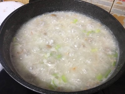 วิธีทำ ข้าวตุ๋นทรงเครื่องหมูสับ