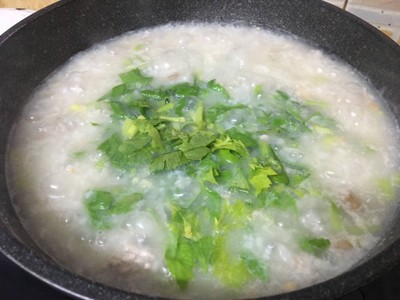 วิธีทำ ข้าวตุ๋นทรงเครื่องหมูสับ