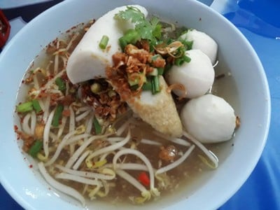 ก๋วยเตี๋ยวอร่อยที่สุด ประชาอุทิศ 13 ก๋วยเตี๋ยวอร่อยที่สุด ประชาอุทิศ 13
