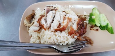 ปลาอินทรีย์ทอด (กับข้าว)