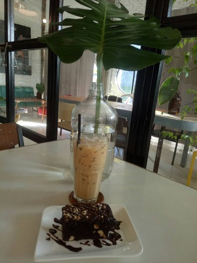 อาหาร หรือ เครื่องดื่ม