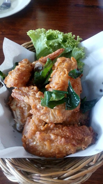 แป้งค่อนข้างหนา รสชาดไม่ค่อยอร่อย ไม่แนะนำ